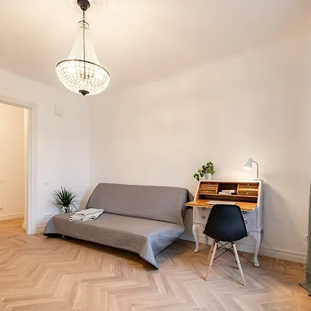 St. Charles Apartment *